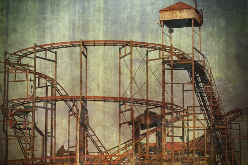 wooden rollercoaster.jpg (510 KB)